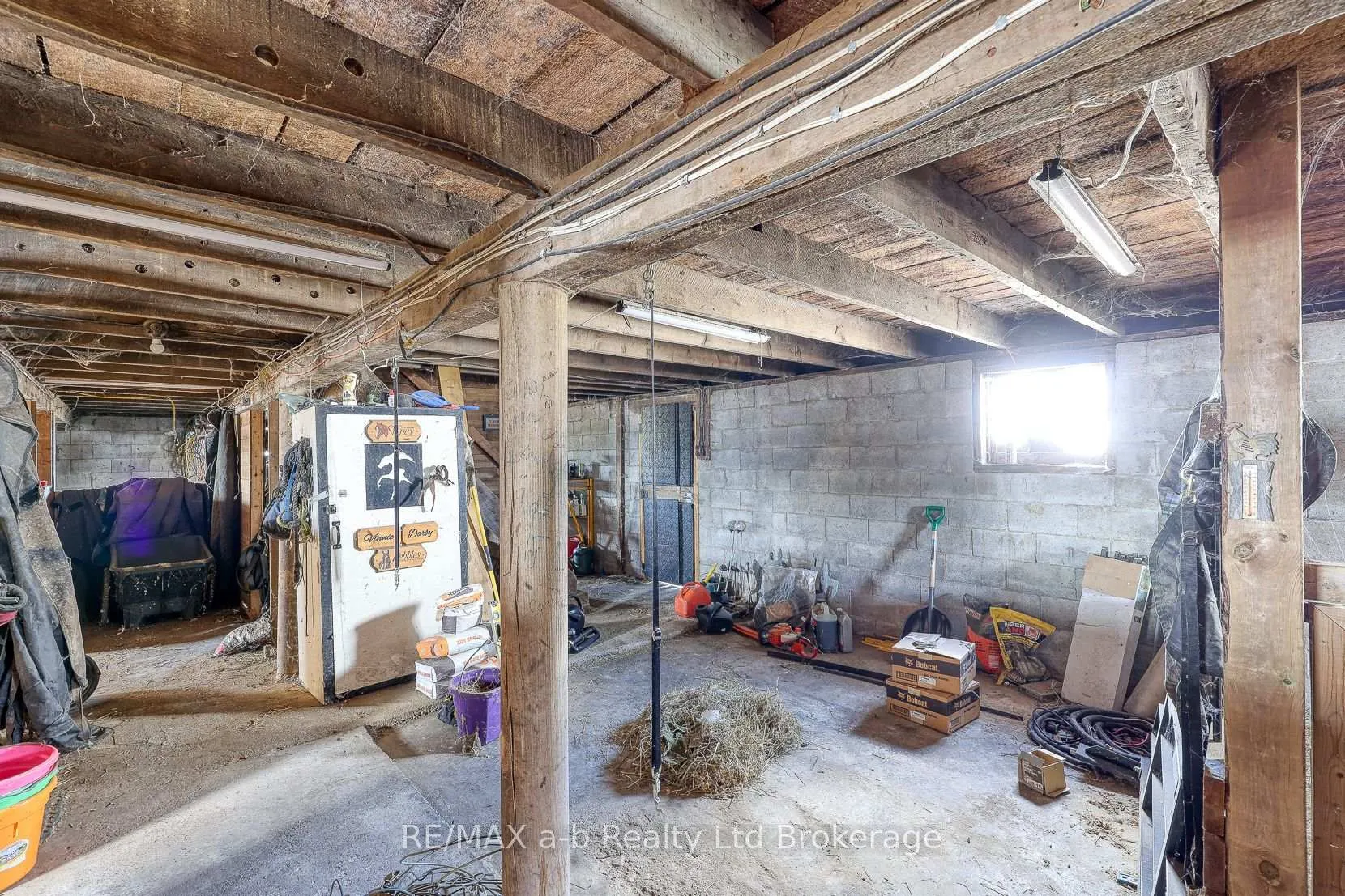 Photo 15 of 1 Etonia Road, Brant, South Dumfries — HOMEH