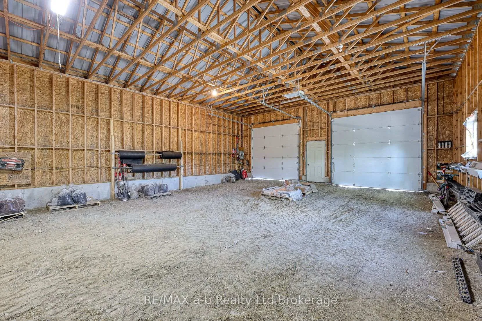 Photo 19 of 1 Etonia Road, Brant, South Dumfries — HOMEH