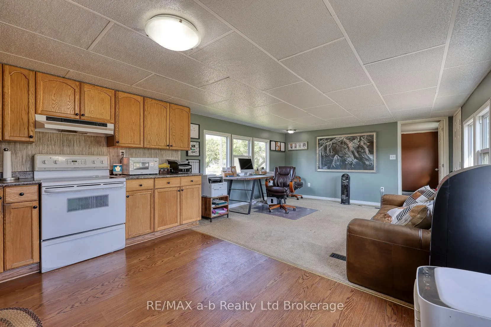 Photo 28 of 1 Etonia Road, Brant, South Dumfries — HOMEH