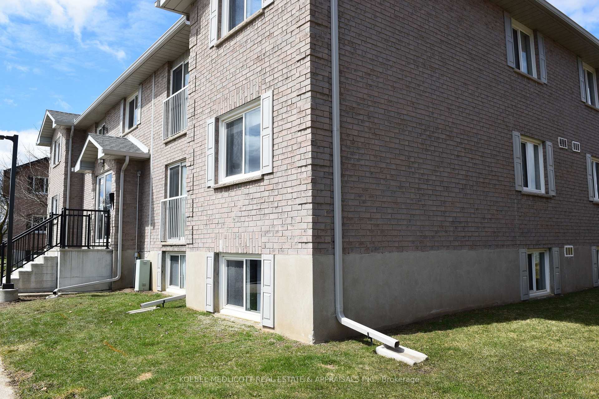 Photo 17 of Unit 2, 337 Northlake Drive, Waterloo — HOMEH