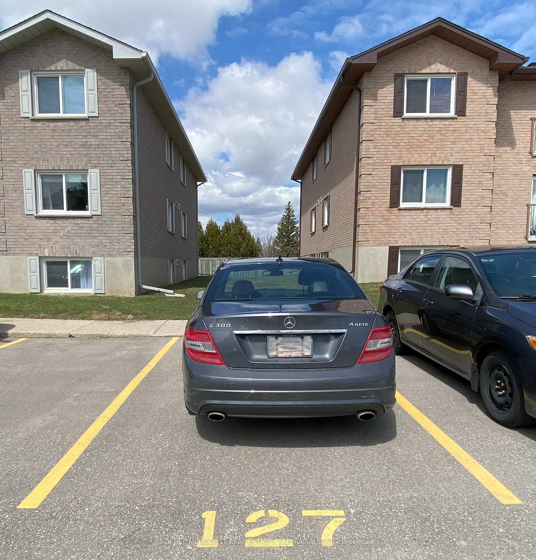 Photo 18 of Unit 2, 337 Northlake Drive, Waterloo — HOMEH