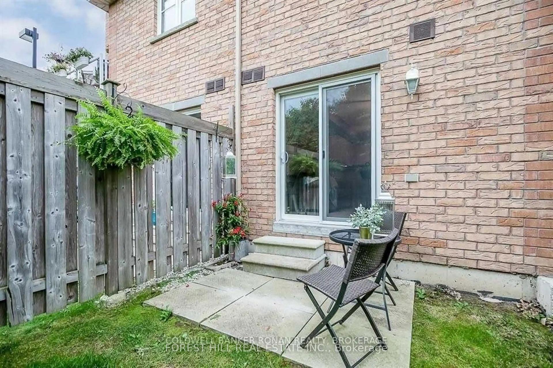 Photo 14 of Unit 1, 139 Sydenham Wells, Barrie, Georgian Drive — HOMEH