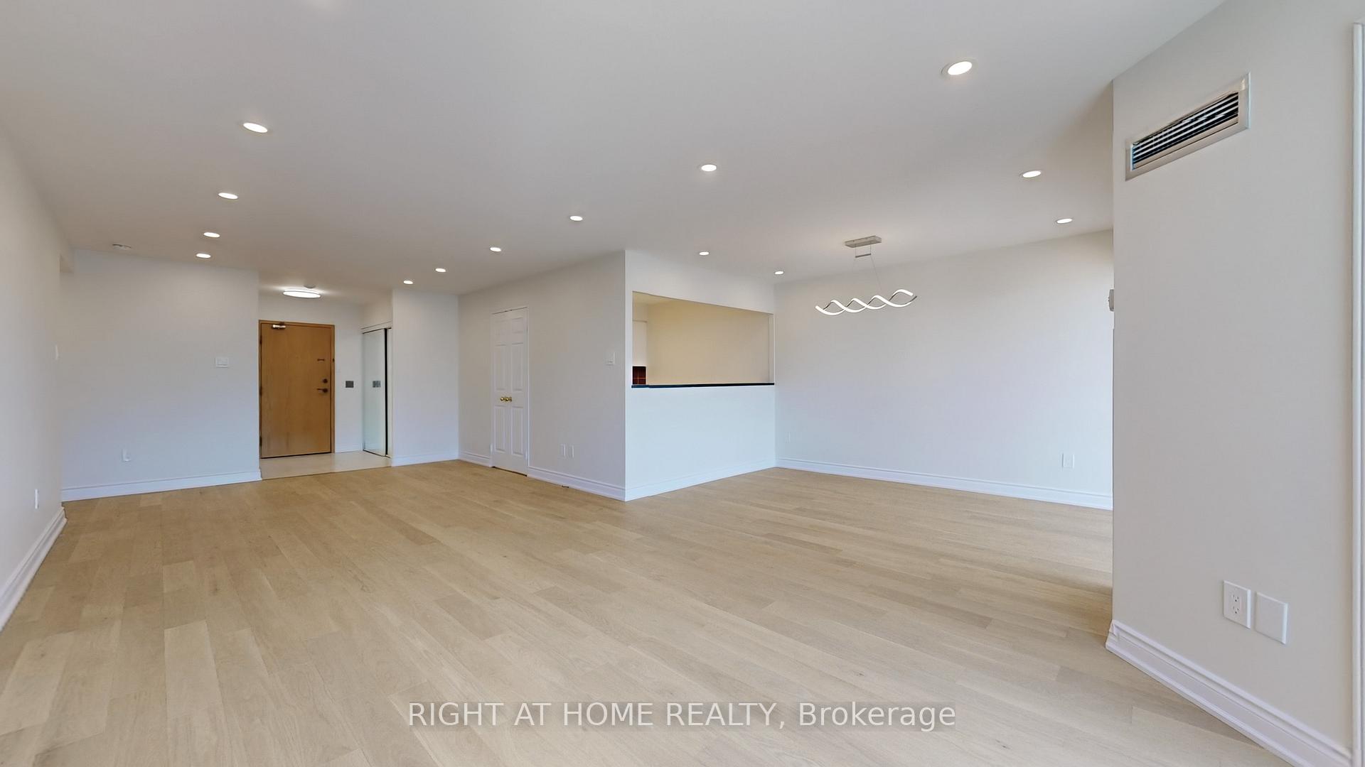 Photo 15 of Unit 1007, 7905 Bayview Avenue, Markham, Aileen-Willowbrook — HOMEH