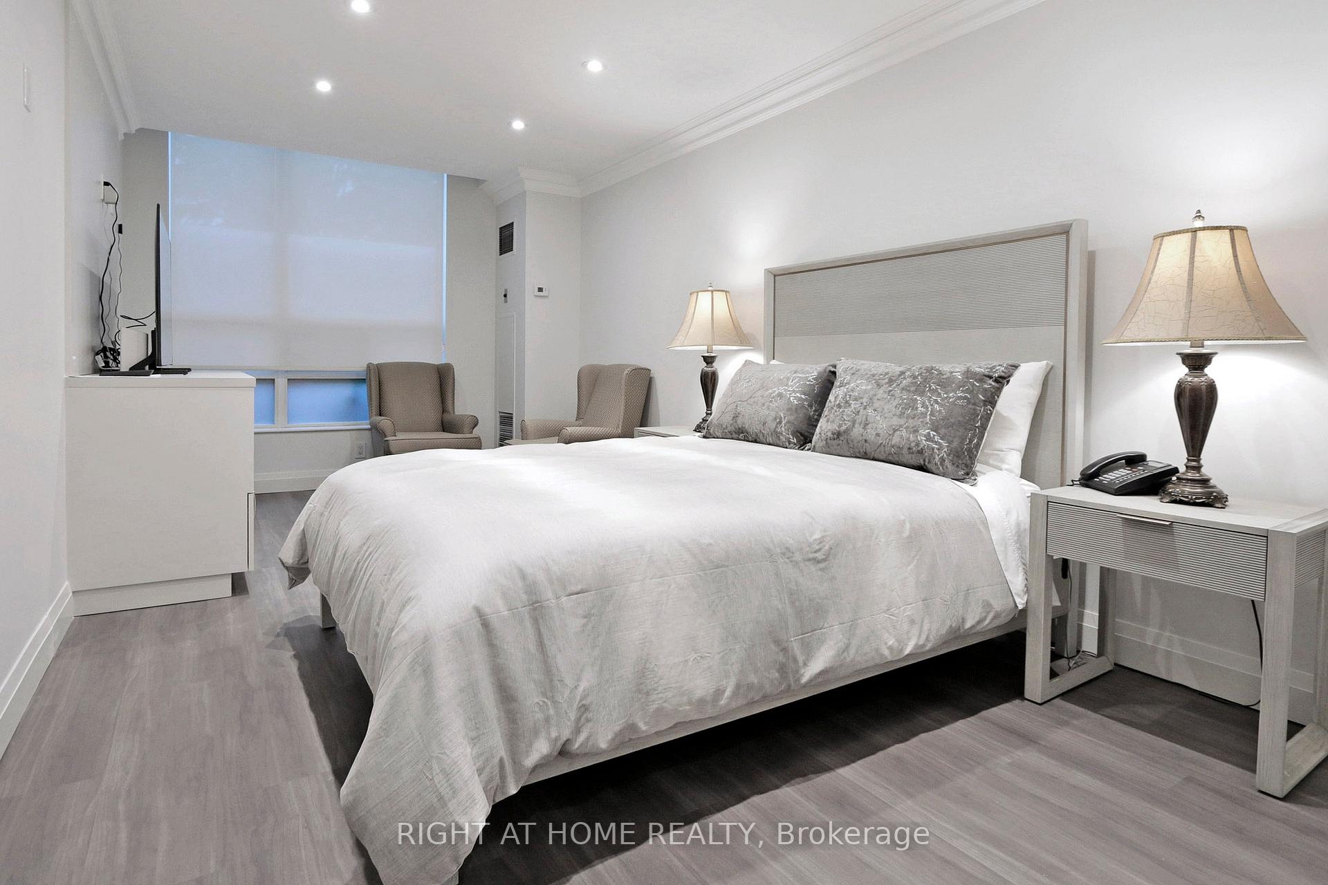 Photo 31 of Unit 1007, 7905 Bayview Avenue, Markham, Aileen-Willowbrook — HOMEH