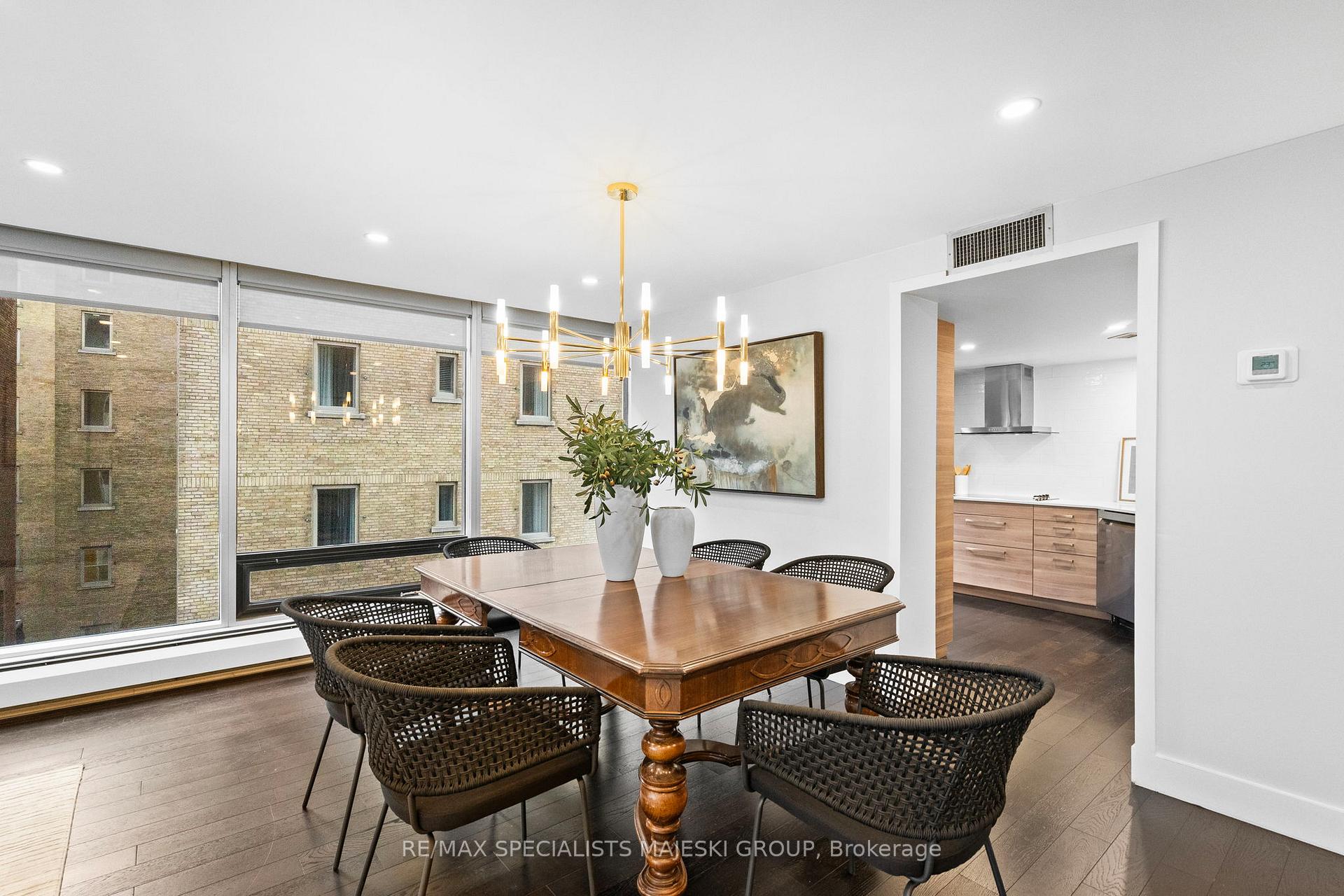 Photo 11 of Unit 1005, 30 Wellington Street E, Toronto, Church-Yonge Corridor — HOMEH