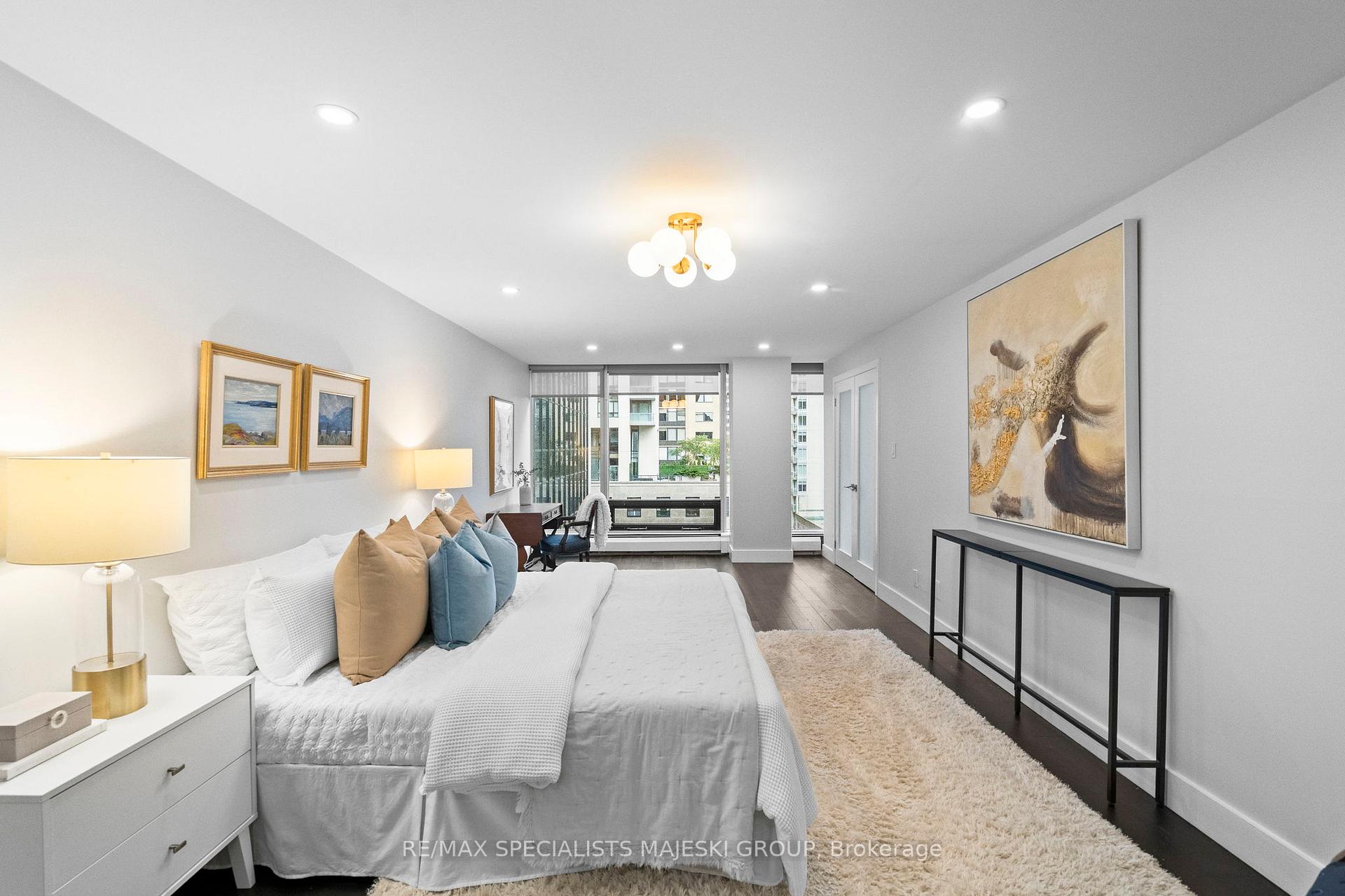 Photo 26 of Unit 1005, 30 Wellington Street E, Toronto, Church-Yonge Corridor — HOMEH