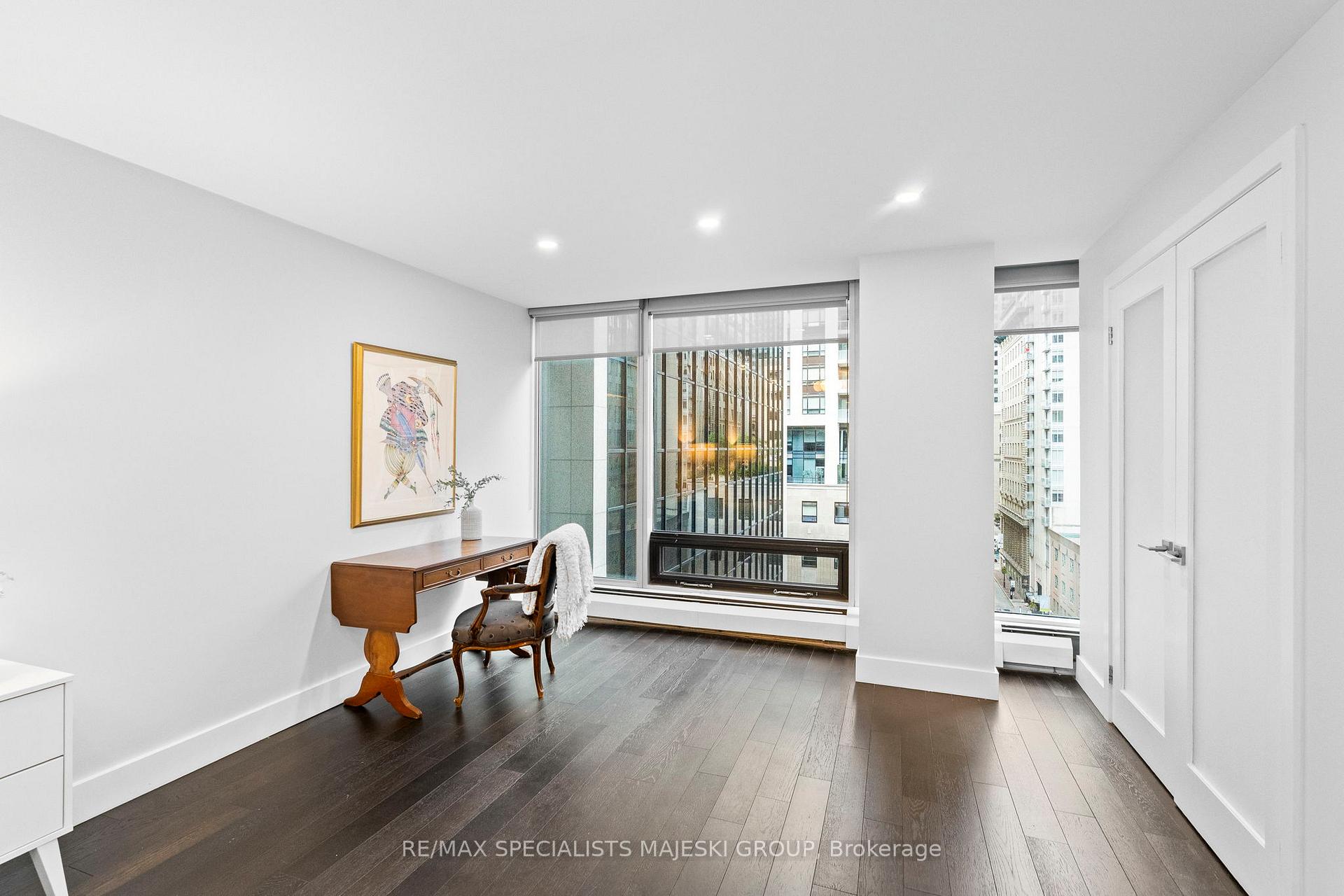 Photo 27 of Unit 1005, 30 Wellington Street E, Toronto, Church-Yonge Corridor — HOMEH