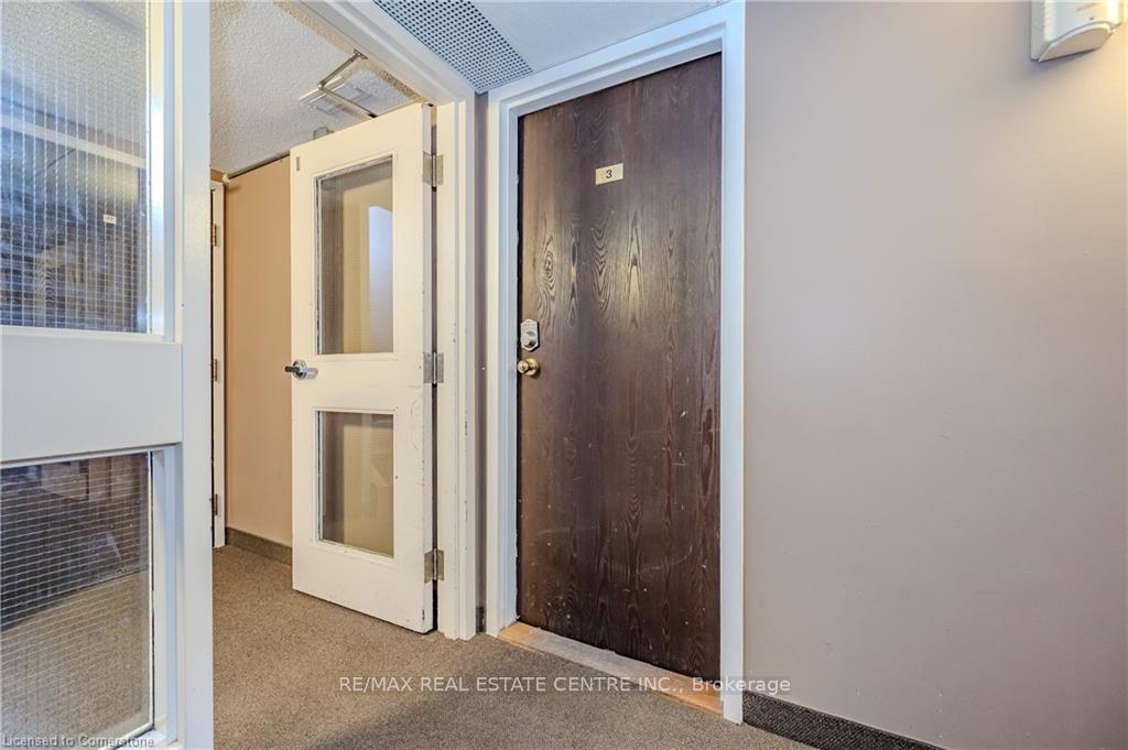 Photo 6 of Unit 3, 323 Northlake Drive, Waterloo — HOMEH
