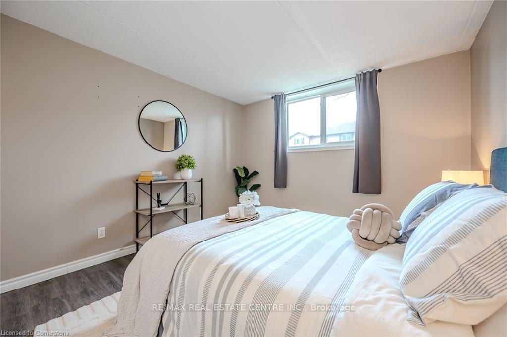 Photo 25 of Unit 3, 323 Northlake Drive, Waterloo — HOMEH