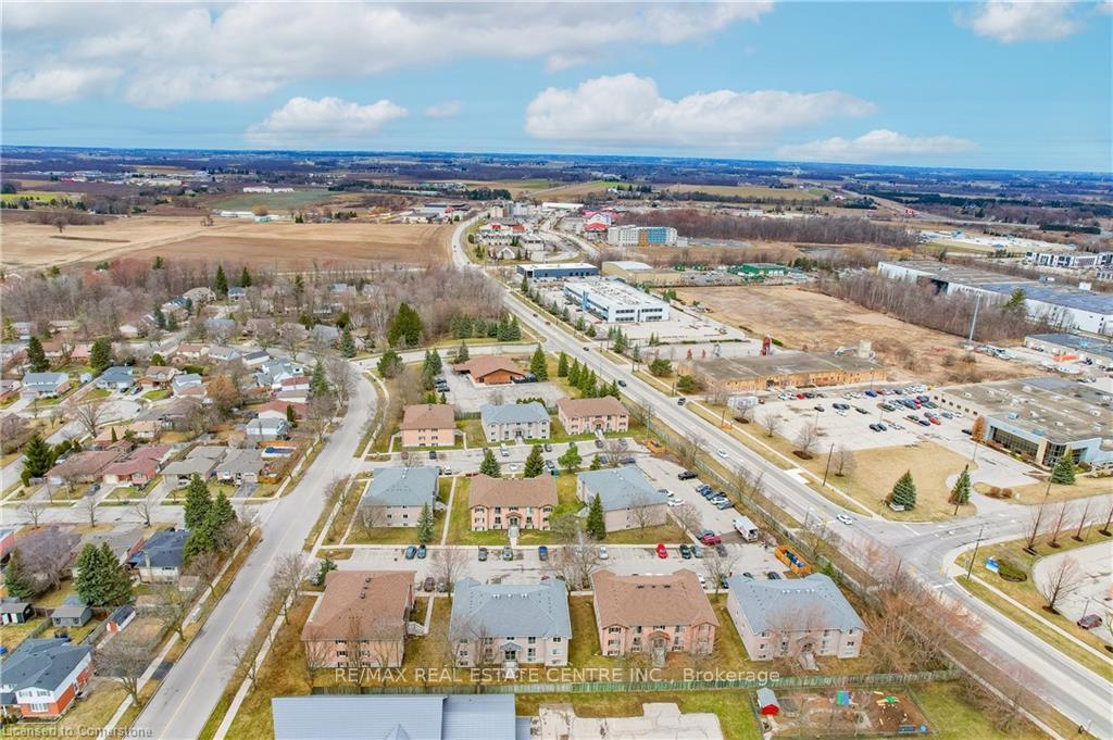 Photo 38 of Unit 3, 323 Northlake Drive, Waterloo — HOMEH