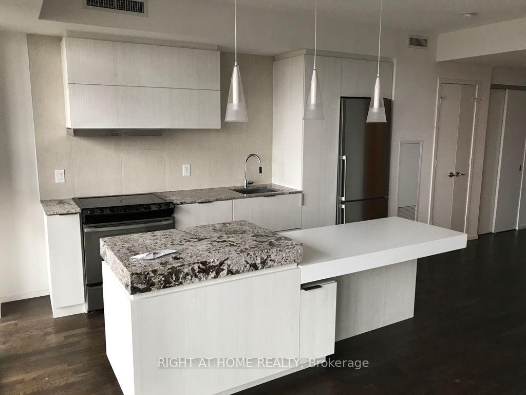 Photo 6 of Unit 4309, 101 Charles Street E, Toronto, Church-Yonge Corridor — HOMEH