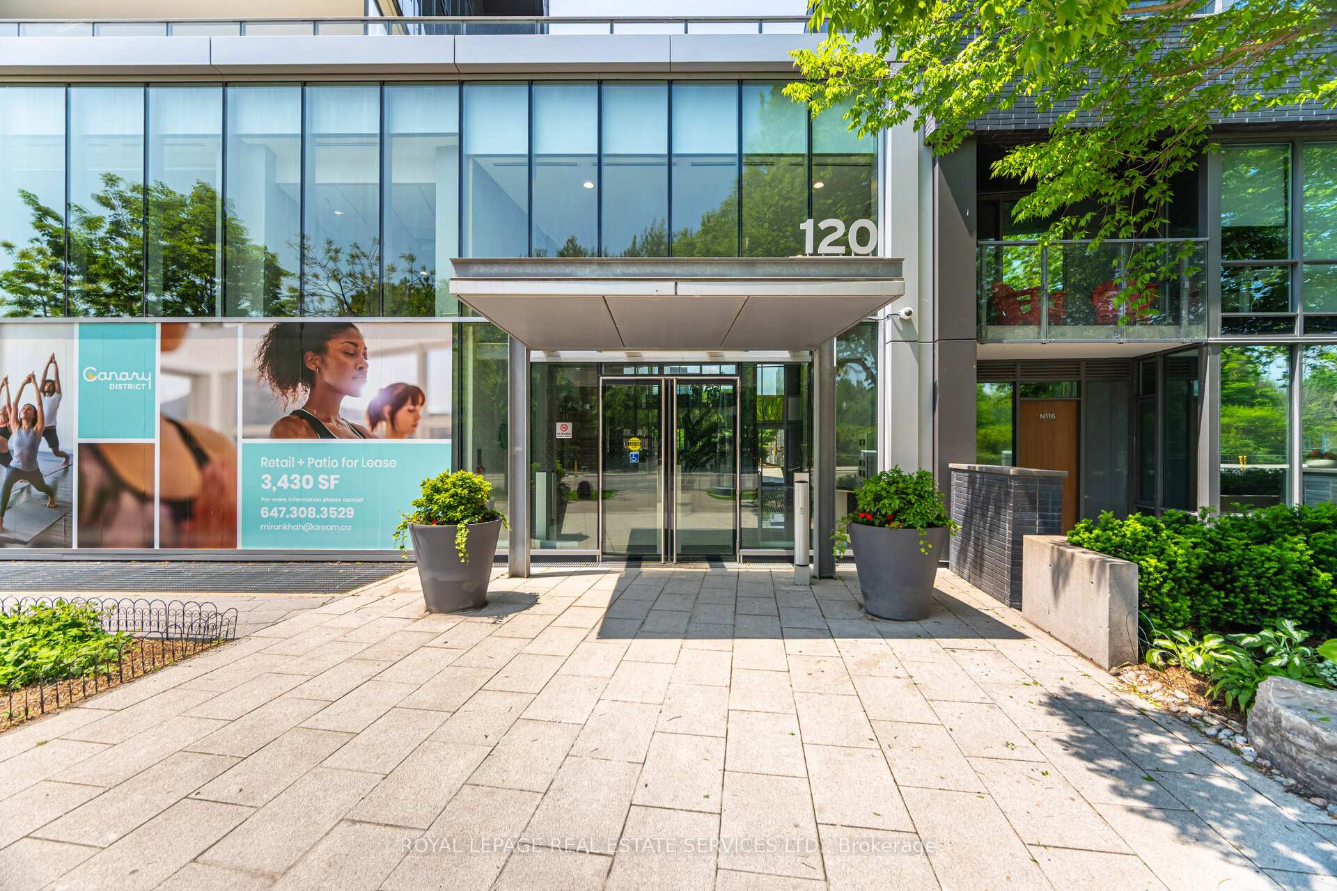 Photo 2 of Unit S1507, 120 Bayview Avenue, Toronto, Waterfront Communities — HOMEH