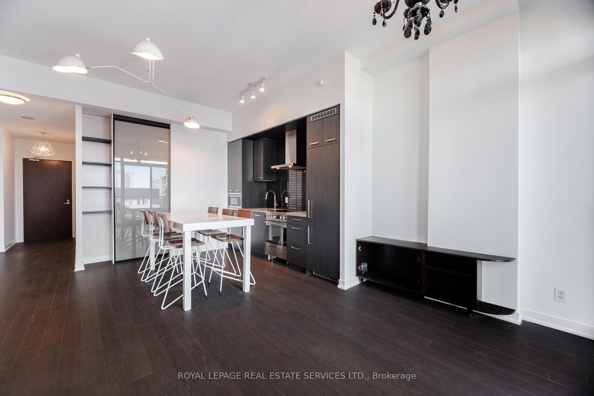Photo 15 of Unit S1507, 120 Bayview Avenue, Toronto, Waterfront Communities — HOMEH