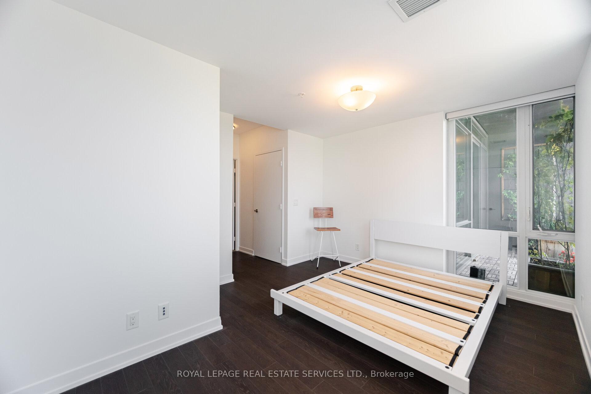 Photo 18 of Unit S1507, 120 Bayview Avenue, Toronto, Waterfront Communities — HOMEH