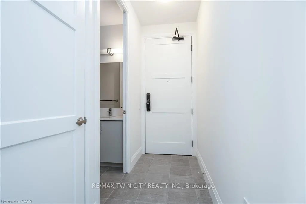 Photo 8 of Unit 1303, 93 Arthur Street S, Guelph, St. Patrick's Ward — HOMEH