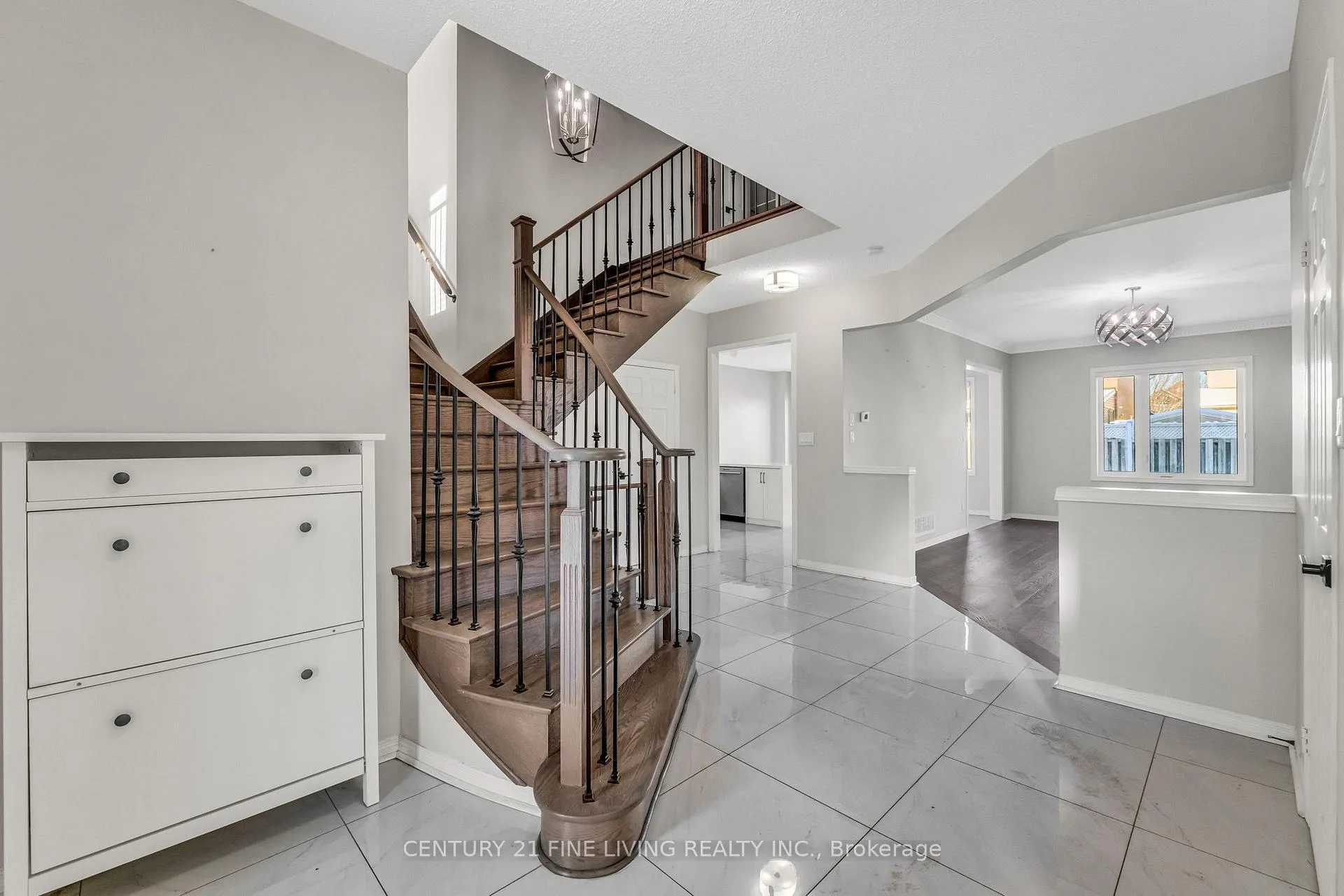 Photo 5 of 3 Sailwind Road, Brampton, Sandringham-Wellington — HOMEH