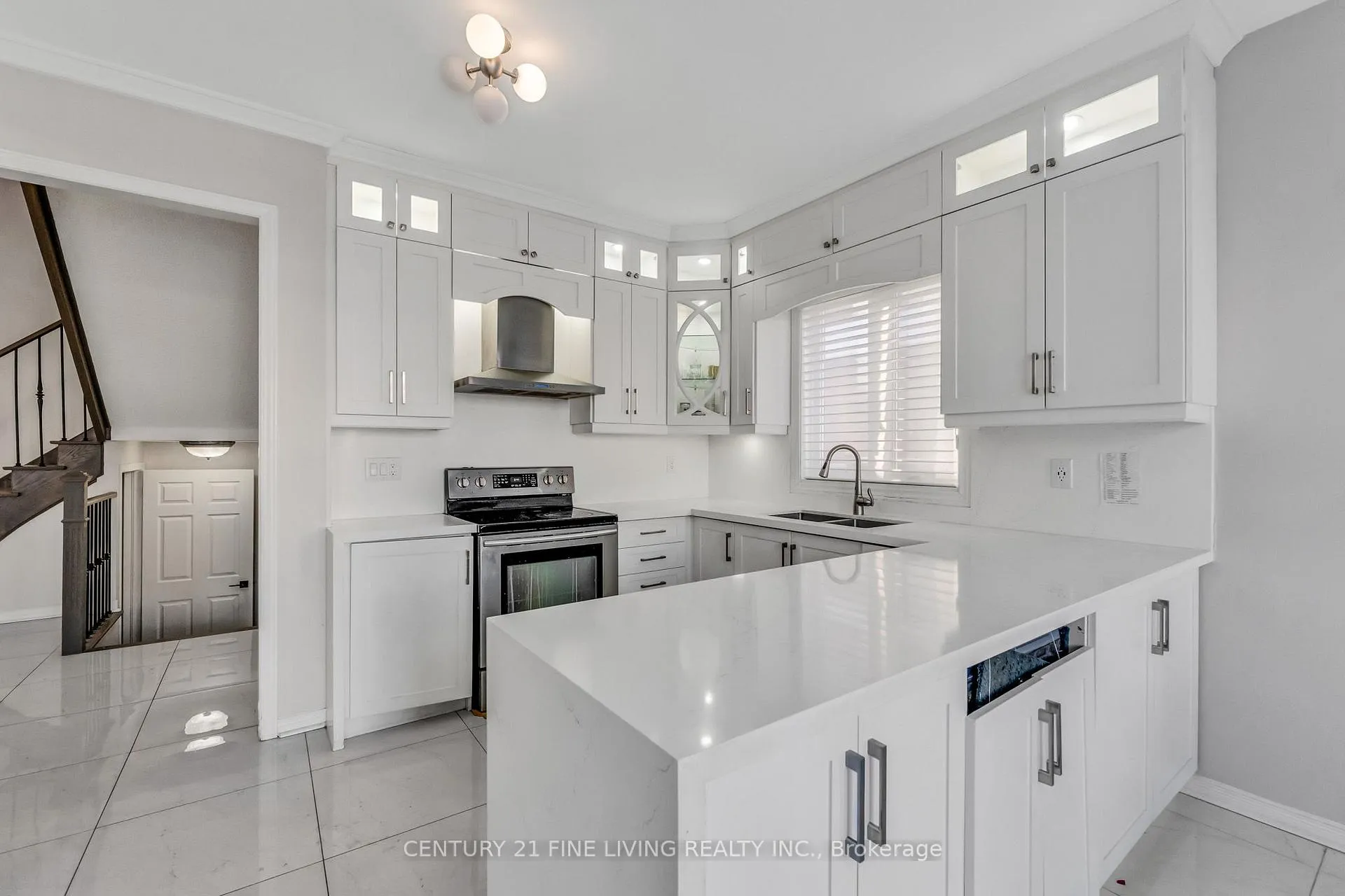 Photo 15 of 3 Sailwind Road, Brampton, Sandringham-Wellington — HOMEH