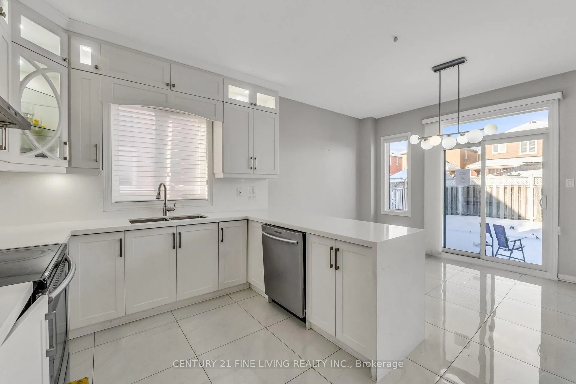 Photo 16 of 3 Sailwind Road, Brampton, Sandringham-Wellington — HOMEH
