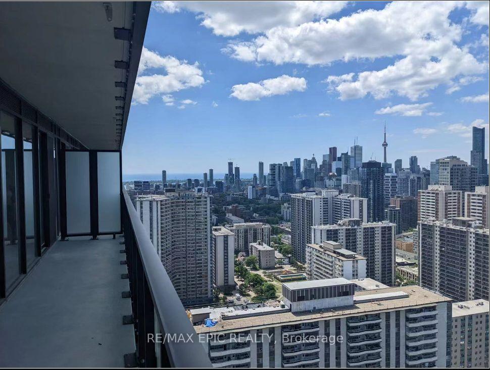Photo 2 of Unit 3502, 575 Bloor Street E, Toronto, North St. James Town — HOMEH