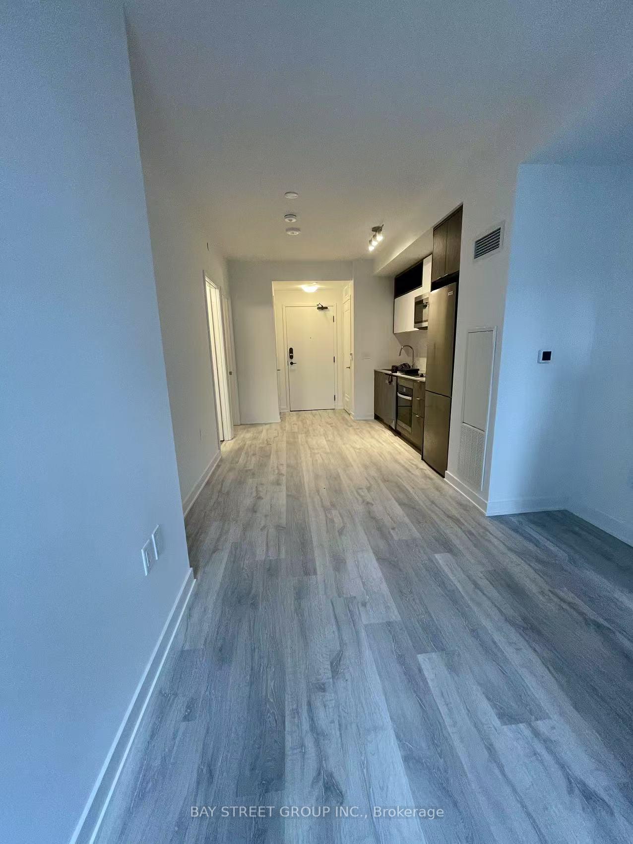 Photo 2 of Unit LPH1820, 60 Princess Street, Toronto, Waterfront Communities — HOMEH