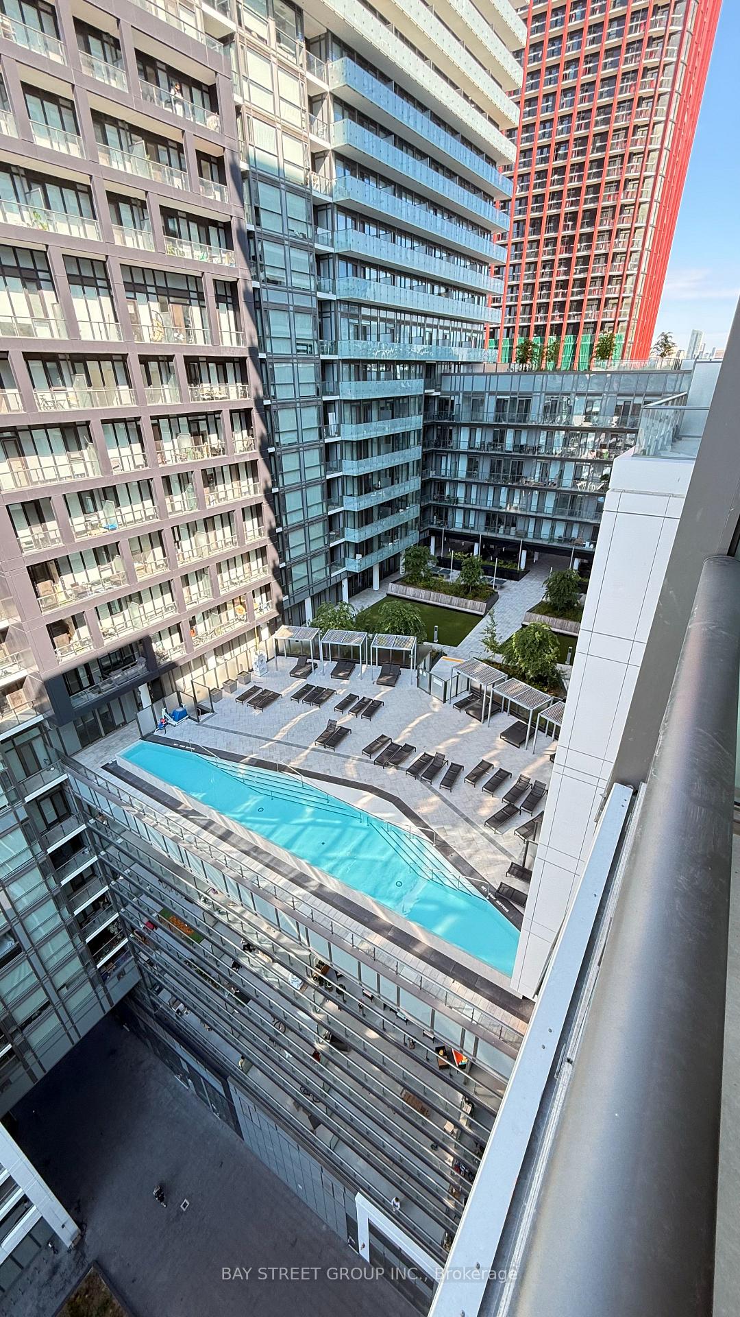 Photo 9 of Unit LPH1820, 60 Princess Street, Toronto, Waterfront Communities — HOMEH