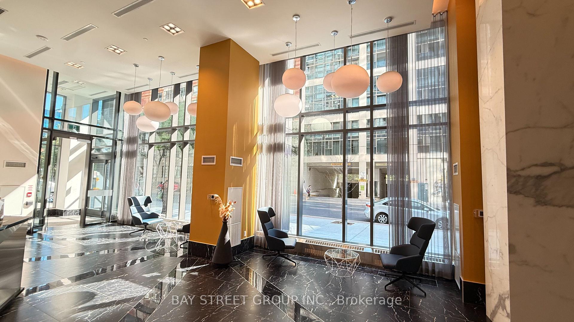 Photo 14 of Unit LPH1820, 60 Princess Street, Toronto, Waterfront Communities — HOMEH