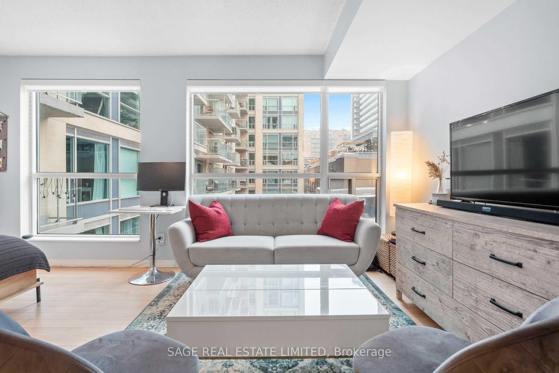 Front of Unit 504, 230 King Street E