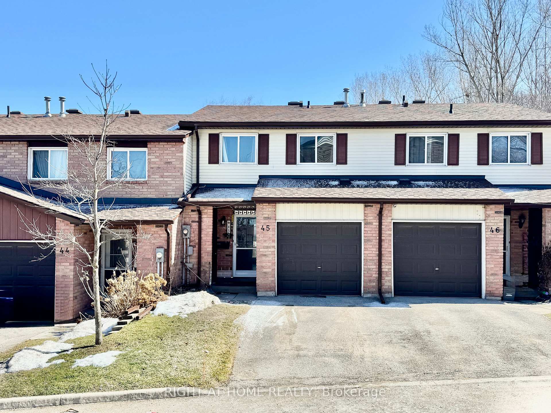 Photo 1 of Unit 45, 52 Adelaide Street, Barrie, Allandale — HOMEH