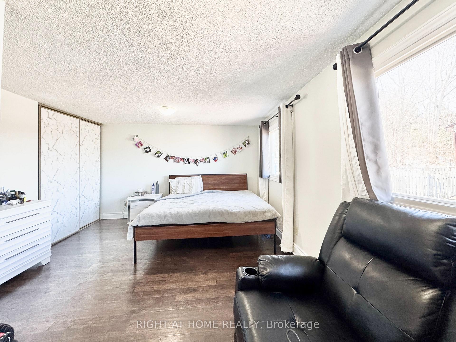 Photo 5 of Unit 45, 52 Adelaide Street, Barrie, Allandale — HOMEH