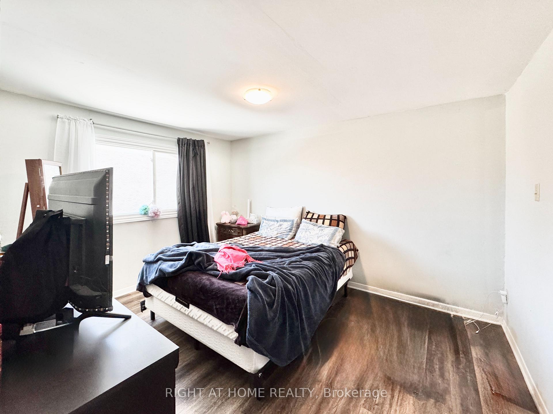 Photo 7 of Unit 45, 52 Adelaide Street, Barrie, Allandale — HOMEH