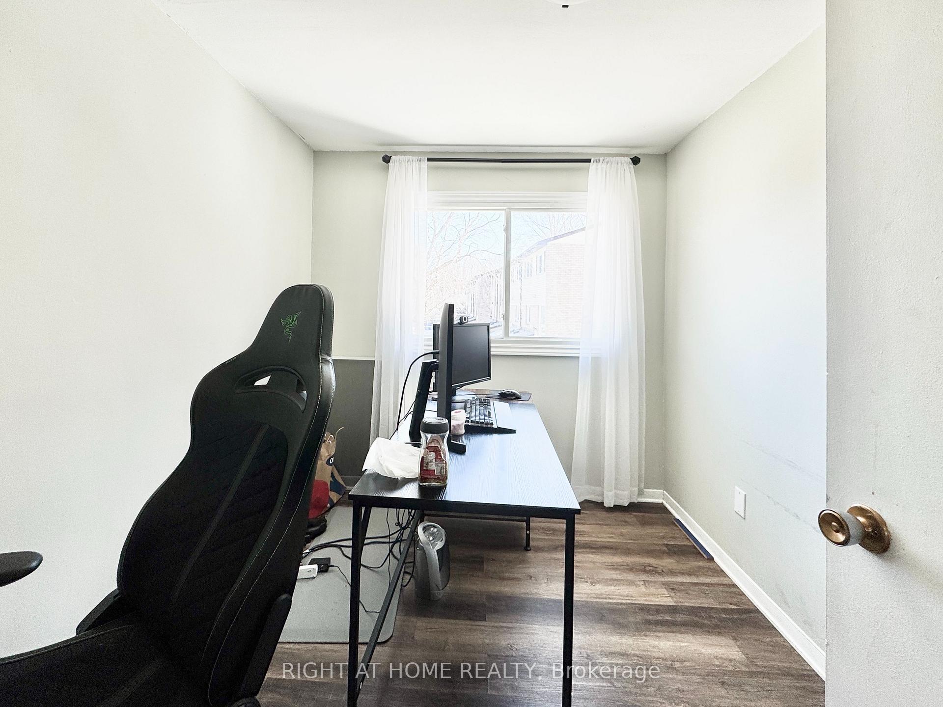 Photo 8 of Unit 45, 52 Adelaide Street, Barrie, Allandale — HOMEH