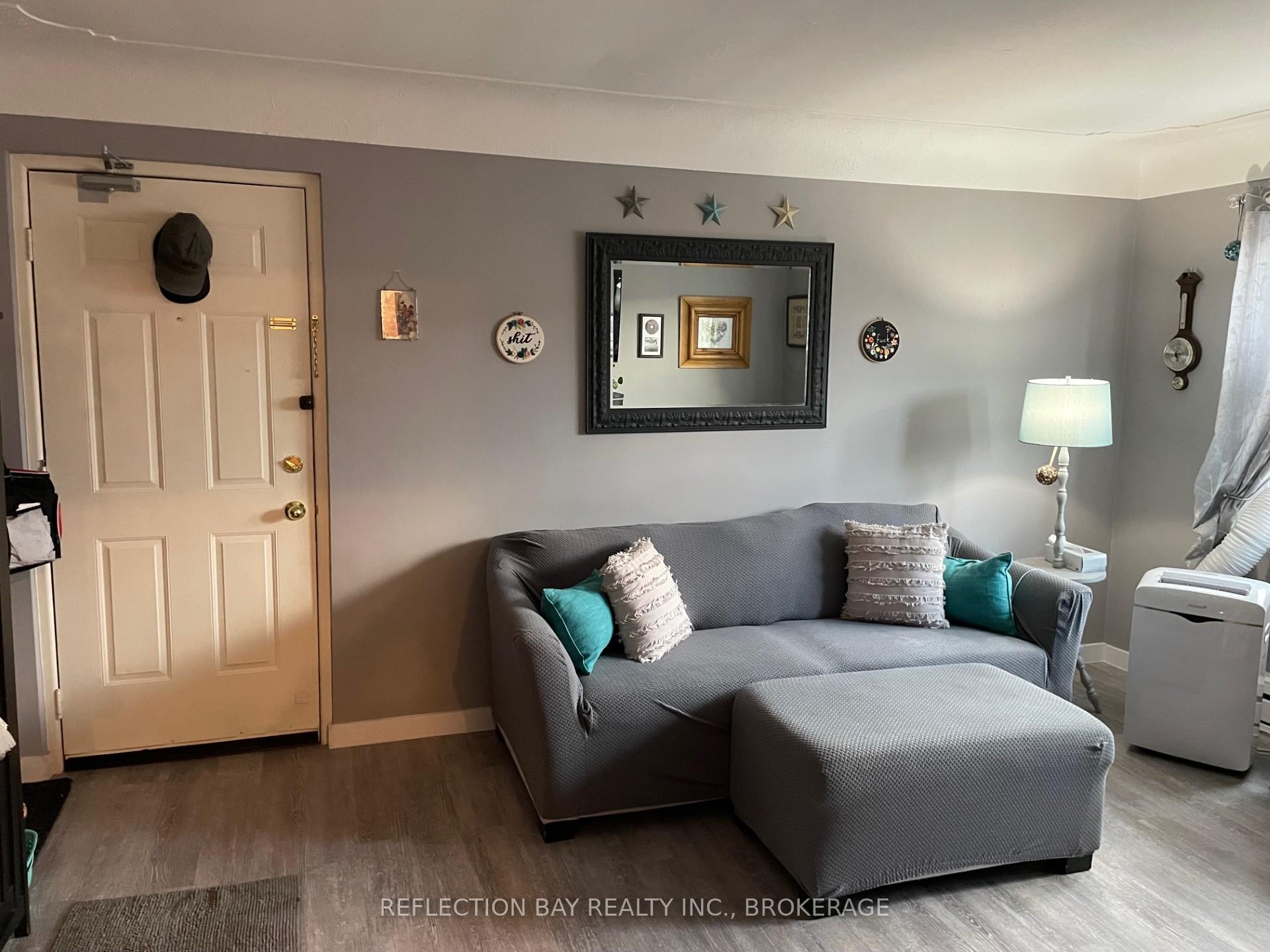 Photo 24 of Unit 8, 5 Applewood Avenue, Hamilton, Stoney Creek — HOMEH