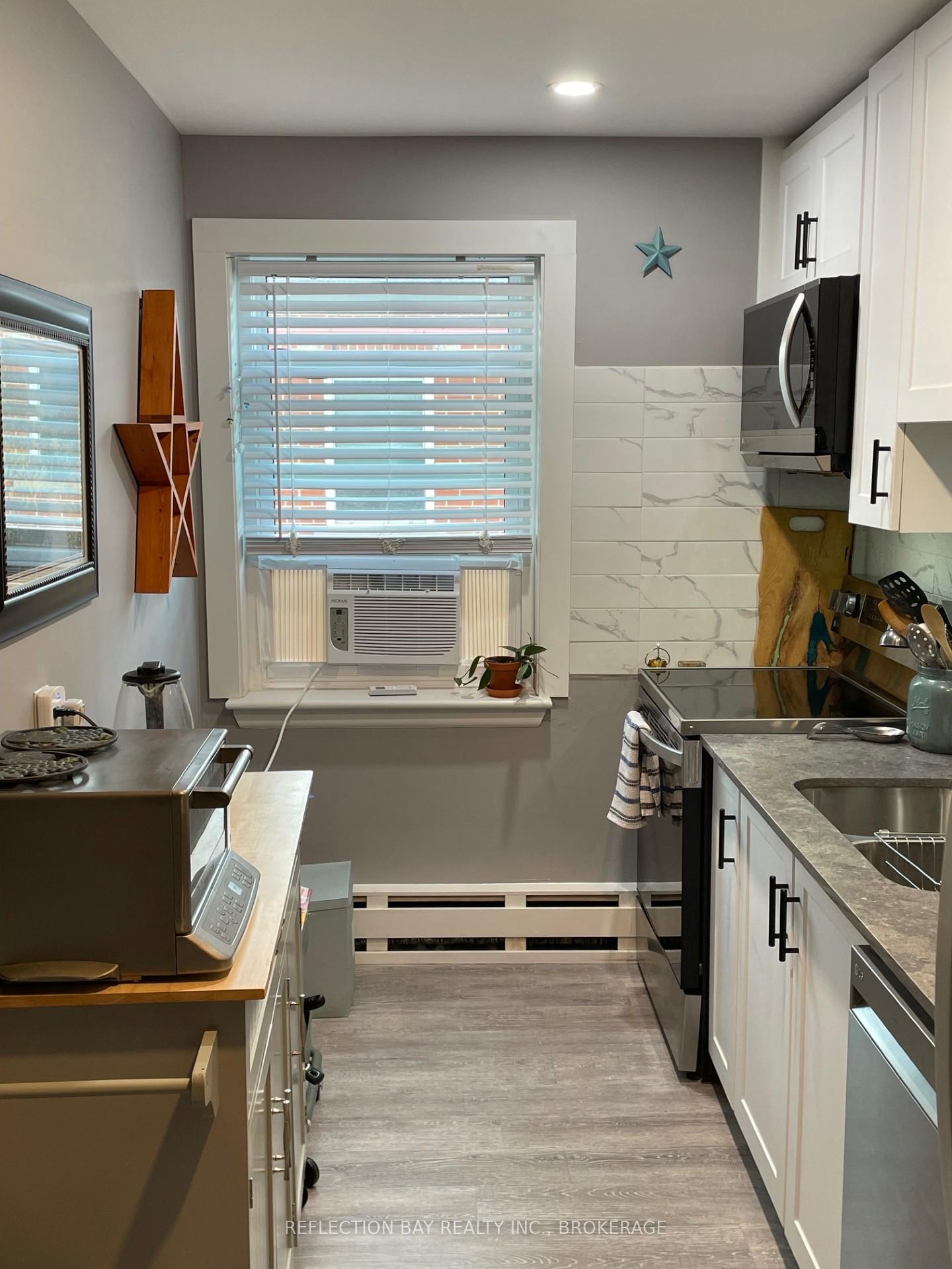 Photo 32 of Unit 8, 5 Applewood Avenue, Hamilton, Stoney Creek — HOMEH