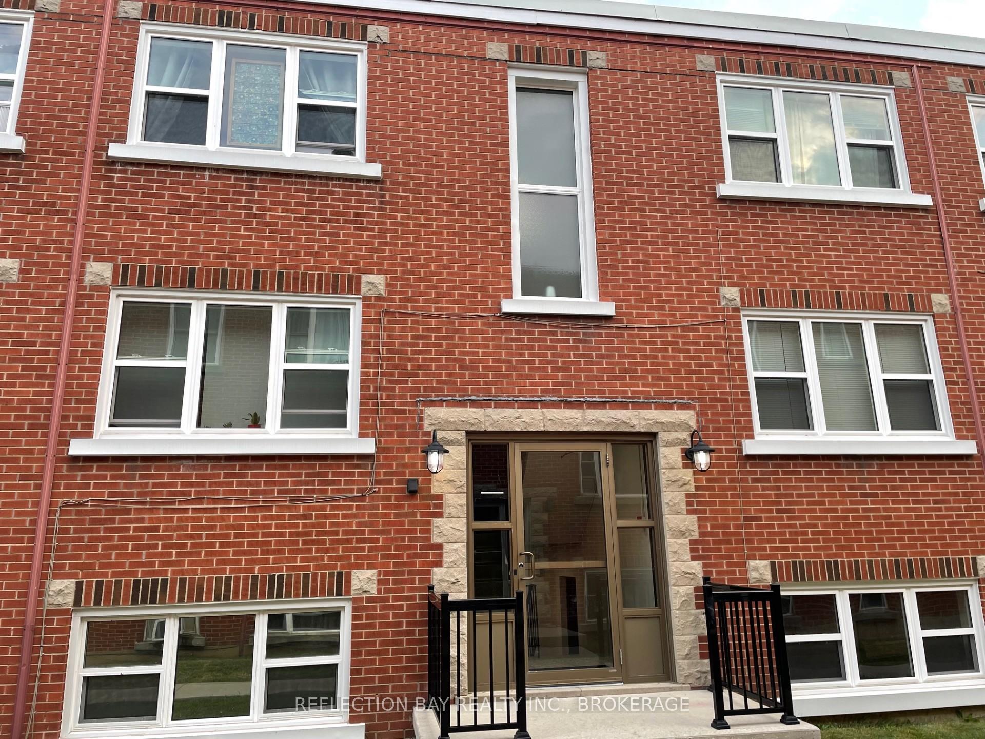 Photo 56 of Unit 8, 5 Applewood Avenue, Hamilton, Stoney Creek — HOMEH