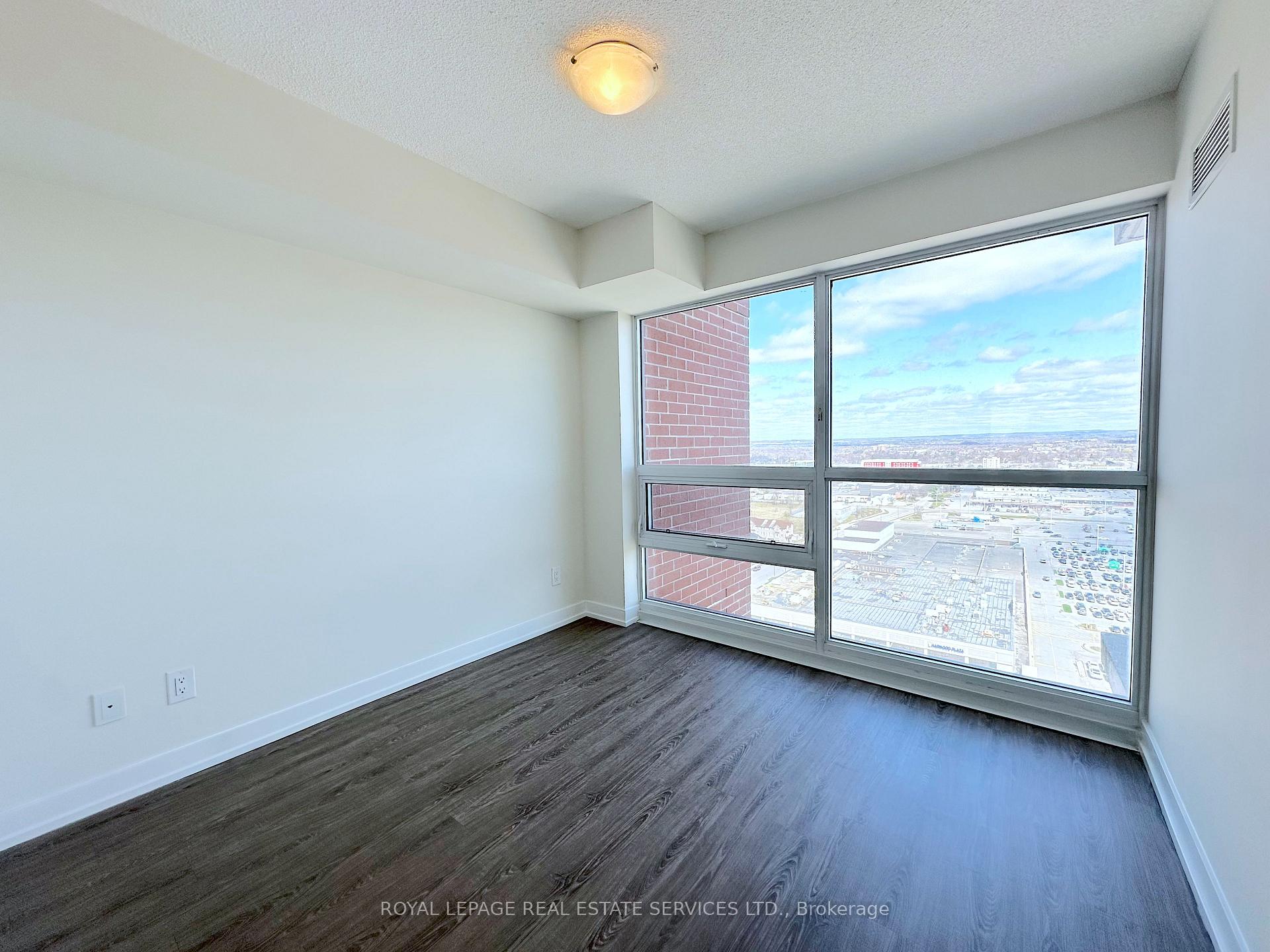 Photo 8 of Unit 2106, 73 Bayly Street W, Ajax, South West — HOMEH