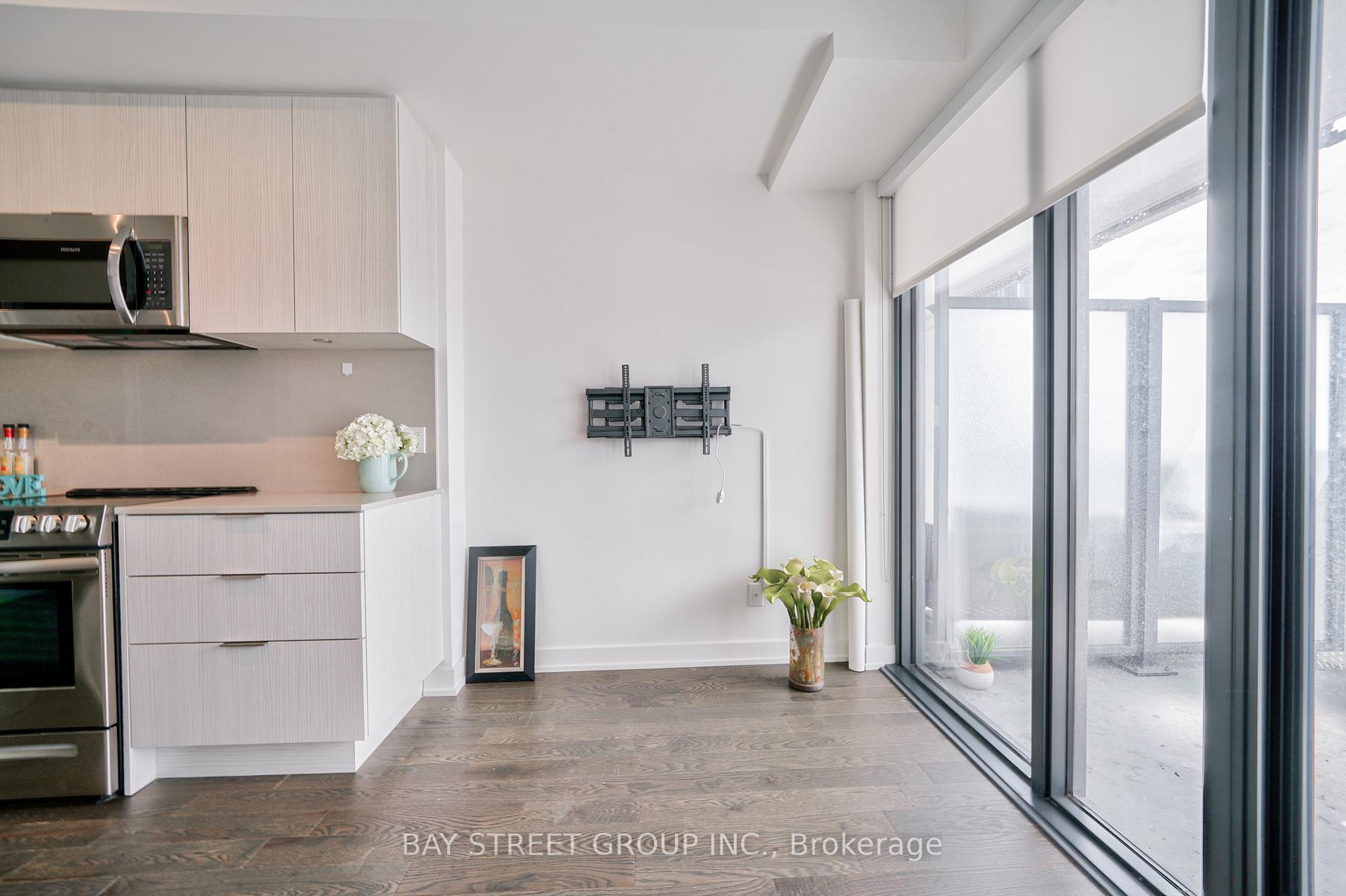 Photo 11 of Unit 3204, 25 Richmond Street E, Toronto, Church-Yonge Corridor — HOMEH