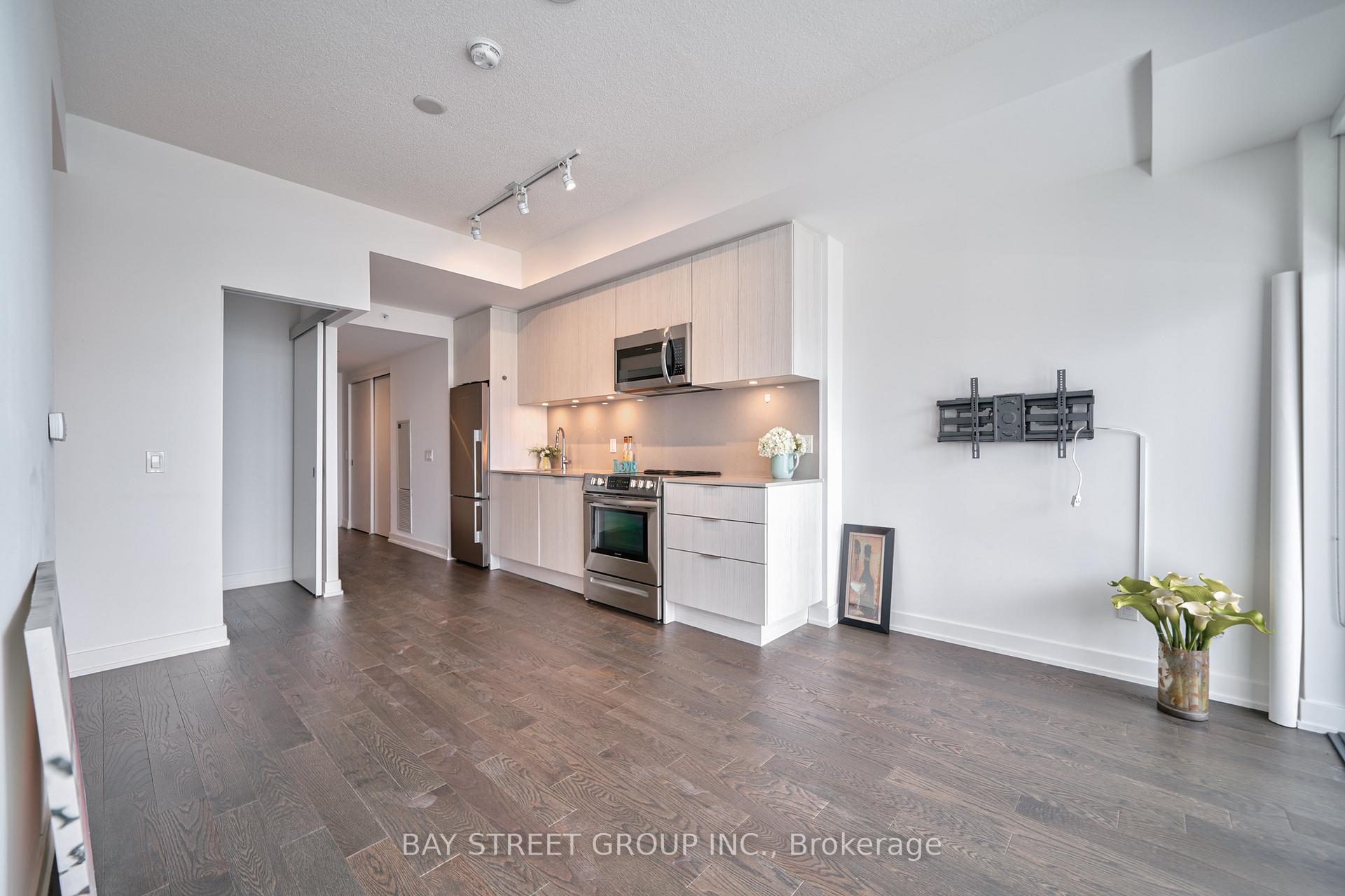 Photo 15 of Unit 3204, 25 Richmond Street E, Toronto, Church-Yonge Corridor — HOMEH