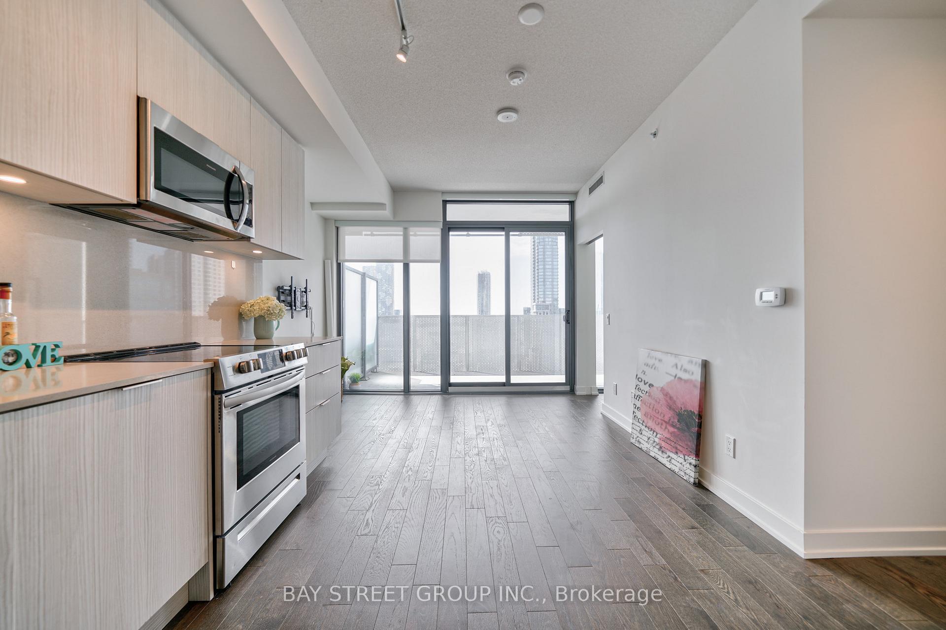Photo 19 of Unit 3204, 25 Richmond Street E, Toronto, Church-Yonge Corridor — HOMEH