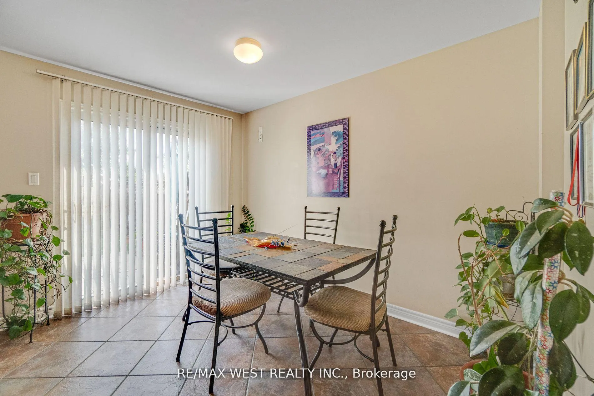 Photo 5 of 35 Rotunda Street, Brampton, Fletcher's Creek Village — HOMEH