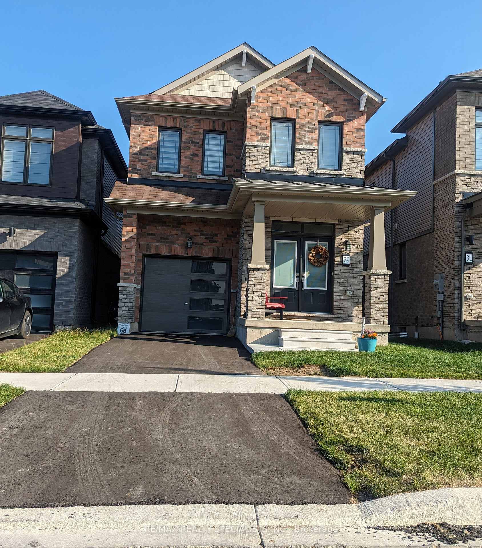Front of 29 Gunn Avenue