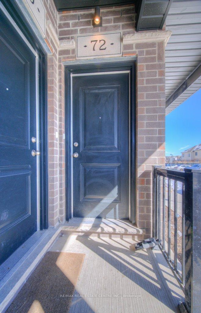Photo 4 of Unit 36, 72 Wheat Lane N, Kitchener — HOMEH