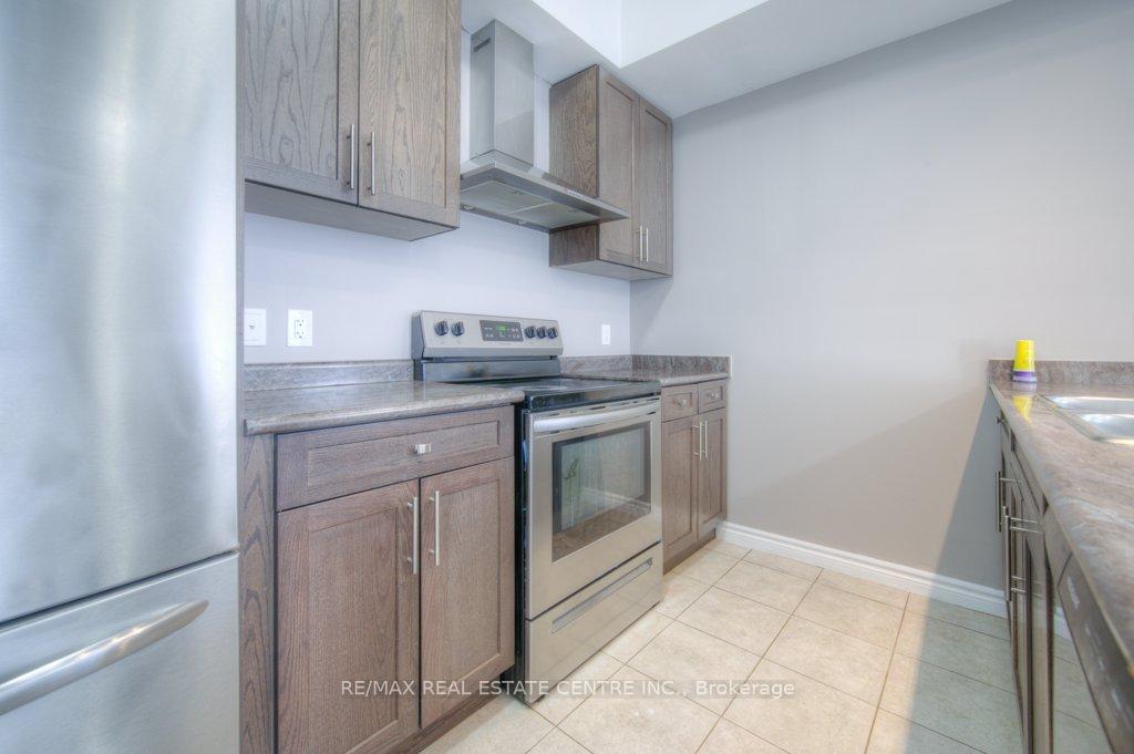 Photo 13 of Unit 36, 72 Wheat Lane N, Kitchener — HOMEH
