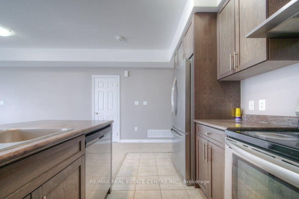 Photo 15 of Unit 36, 72 Wheat Lane N, Kitchener — HOMEH