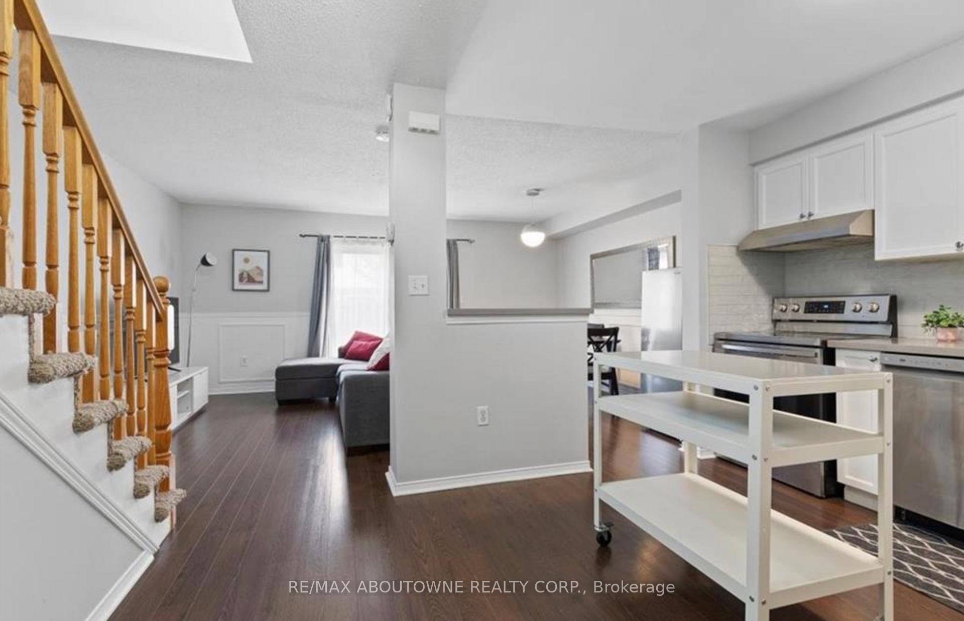 Photo 4 of Unit 63, 151 Clairfields Drive E, Guelph, Pineridge/Westminster Woods — HOMEH