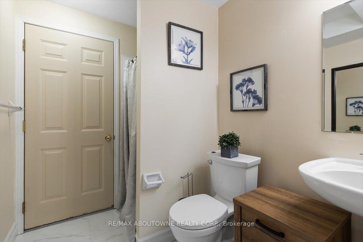 Photo 43 of Unit 63, 151 Clairfields Drive E, Guelph, Pineridge/Westminster Woods — HOMEH