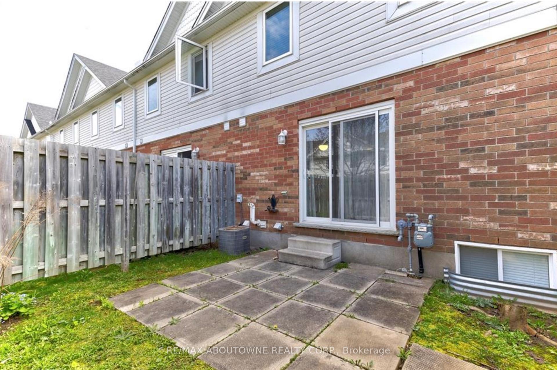 Photo 44 of Unit 63, 151 Clairfields Drive E, Guelph, Pineridge/Westminster Woods — HOMEH