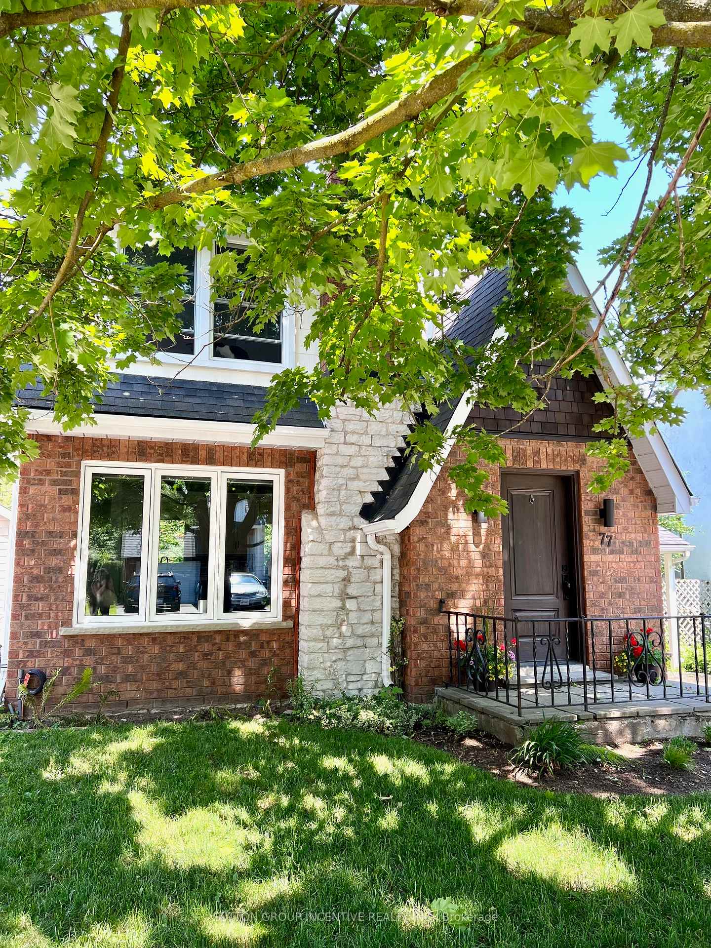 Photo 4 of 77 Drury Lane, Barrie, Wellington — HOMEH