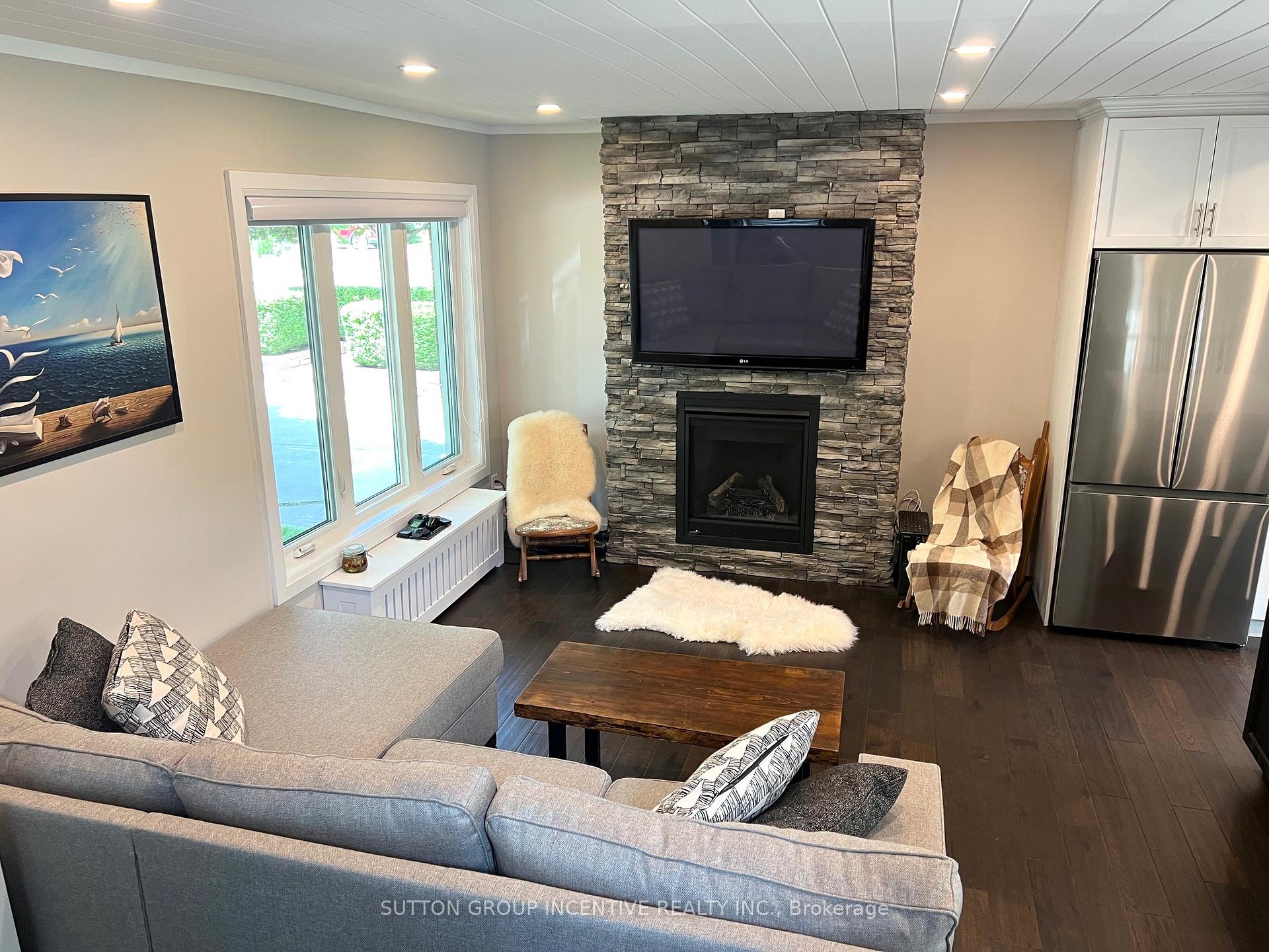 Photo 18 of 77 Drury Lane, Barrie, Wellington — HOMEH