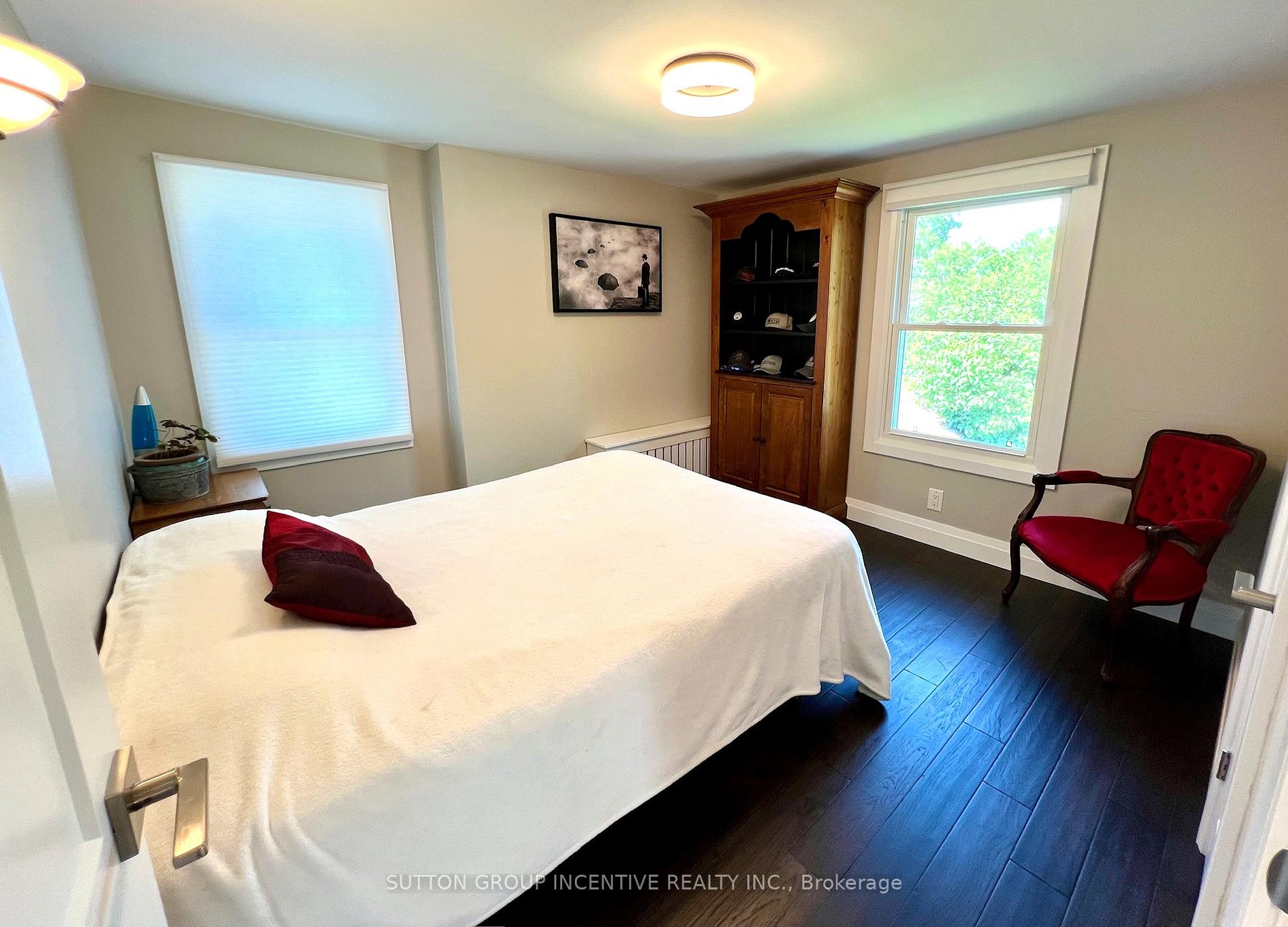 Photo 28 of 77 Drury Lane, Barrie, Wellington — HOMEH