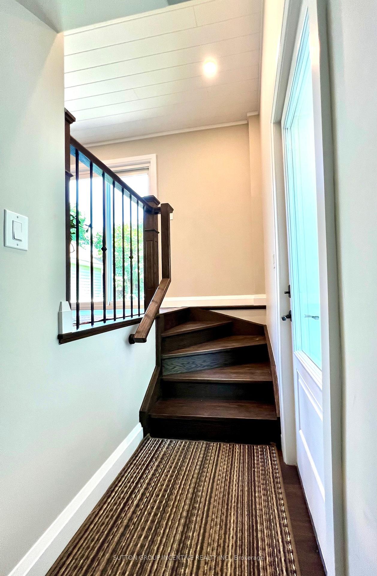 Photo 31 of 77 Drury Lane, Barrie, Wellington — HOMEH